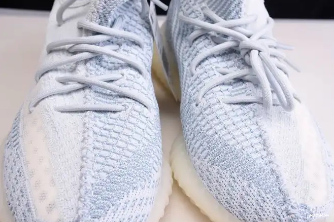 FW3043 Boost Adidas Cloud Yeezy White V2 350 0421